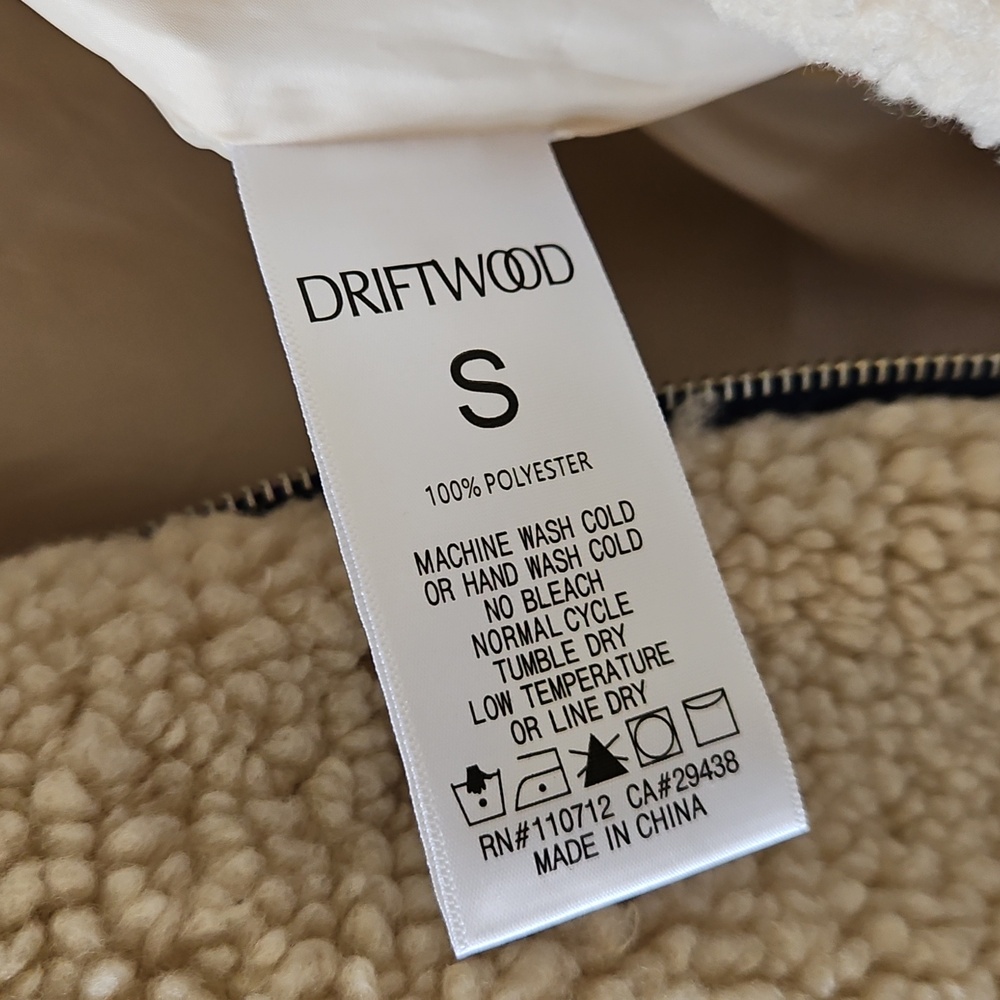 Patchwork Sherpa Jacket - Blue and Cream - Picture 6 of 7